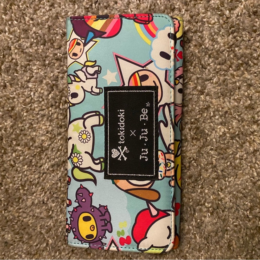 Tokidoki JuJu Be Wallet long lots of card slots